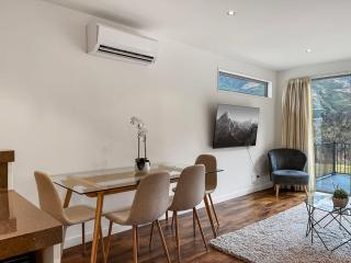 Shotover River 2 Bedrooms Luxury - 2