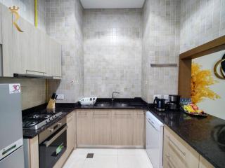 Yas Supernova 1BR - Chic Dynamic Island Escape - 8