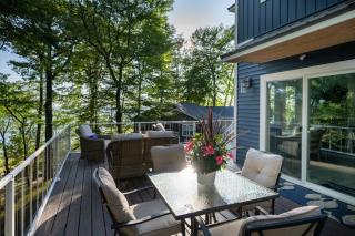 Tranquil Shores Relax on Lake Michigan 4BR, 4BA - 0