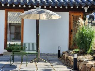 Haru Garden Private House in Jeonju - 3