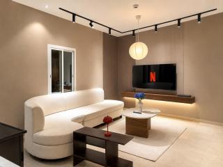 1BR-65TV-Modren-وحدة سكنية بتصميم مميز - 9