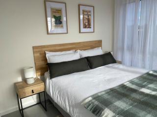 Tam O'Shanter Hideaway - Cabin 2 - 1