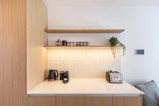 Great Location Central City Townhouse with Garage - 6