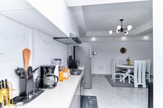 The Oula's 1bdr apartment ,pool,gym,city view - 6