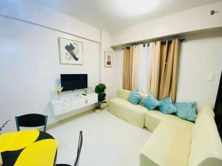 2BR Camella Northpoint 3rd floor with Netflix - 2