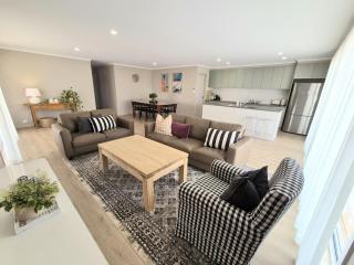 Ramsay House - 5