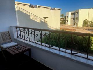 Chalet in amwaj oyoun resort & casino - families and couples only - 8