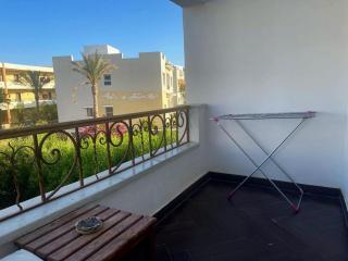 Chalet in amwaj oyoun resort & casino - families and couples only - 2