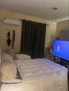 Luxurious Sound System Room Near AUC - 4