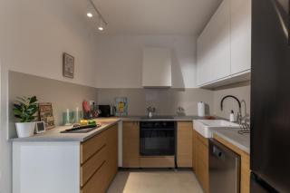 Seafront Escape - 4BR Beachfront Villa for 8 - 3