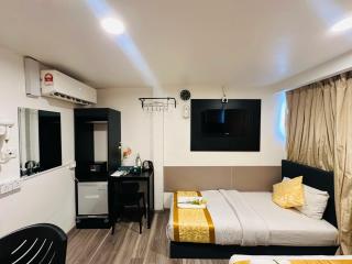 SS Grey Hotel kL - 1
