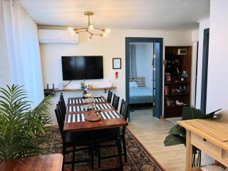 New, 10 minutes to Hongdae, 3 minutes to airport bus, Han River, and Hapjeong Station, Myeongdong, Gyeongbokgung Palace, Seongsu, YG, and Mangwon Market, Luggage storage, free parking - 3