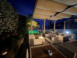 Vila Vera Seafront Apartments - 7