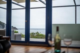 Unique beachfront retreat w panoramic sea views - 0