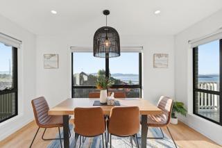 Waterside 3B Oasis with Private Parking & Scenic View - 5