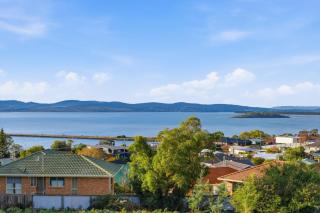 Waterside 3B Oasis with Private Parking & Scenic View - 1