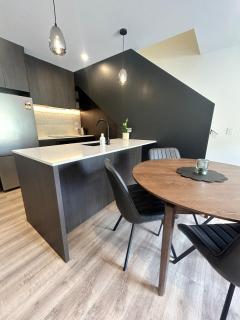 Queenstown Retreat-Remarkable Views - 0
