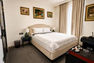 The Square Hotel - 0