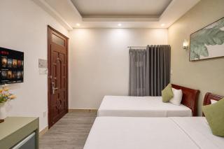 Cactusland Hotel Tan Binh Near T3 Station - 2