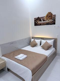 Golden Lotus Hotel - 2