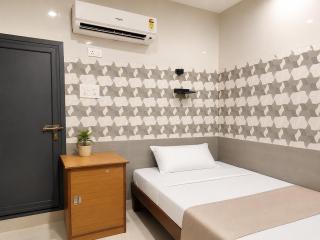 Vishal Palace Hotel Unnao - 7
