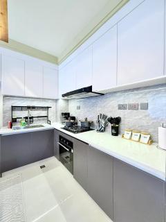Beautifully furnished apartment with swimming pool ample parking space fully equipped gym child play area and amazing city views - 1