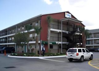 Sunstyle Suites - 3