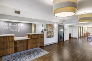 Hampton Inn Shelbyville - 1