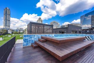The Lineal 421 - Smart 1BR Apartment Sandton CBD Pool & WiFi - 6