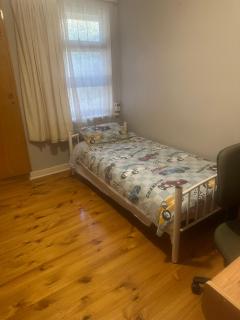 76 frogmore Rd, Kidman Park, a Private house in a quiet area - 1