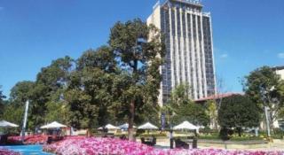 Lavande Hotels· Guiyang Huaxi Tongshijie - 1