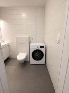 Prestvannet arctic apartment with free parking - 4
