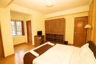 Lazo Cottage By Lake , Ooty - 5