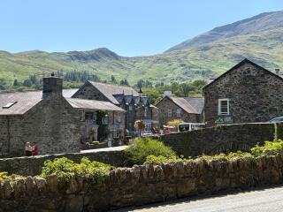 Quarryman's cottage - 9