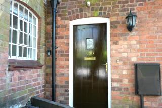 Charming Moseley Barn Conversion Home, Sleeps 4, With 2 Free Parking Spaces - 5