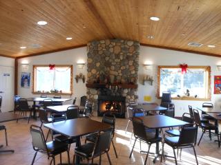 Oakzanita Springs Camping Resort Cottage 3 - Descanso - 4