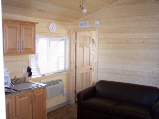 Snowflower Camping Resort Cottage 7 - Emigrant Gap - 8
