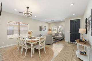 Perfect Chandler Base Downtown Freeways & More - 8