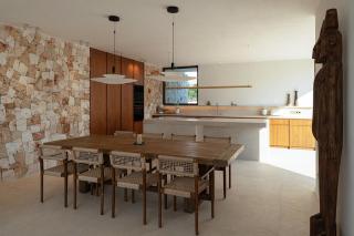 Luxury villa with pool and private beach access - 5