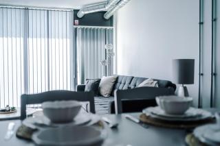 Modern Studio Apartment With Sofa Bed Near M6 J21 - 3