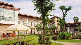 The Park Nangrong Resort - 5
