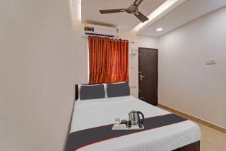 Hotel O J2 Service Apartment - 1