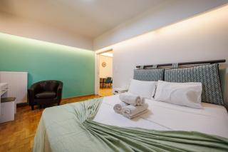Boutique Koukaki Luxury 2BR Walk to Acropolis - 4