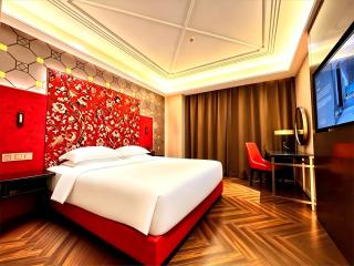 Paco Hotel Guangzhou Hanxi Chimelong Wanbo Subway Station - 1