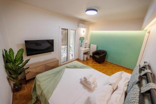 Boutique Koukaki Luxury 2BR Walk to Acropolis - 5