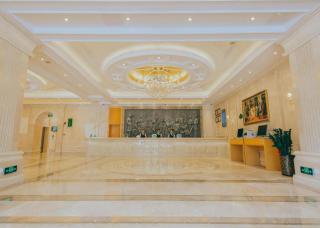 Vienna International Shenzhen Tianan Digital City - 3