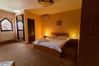 LaCetate Boutique Hotel - 9
