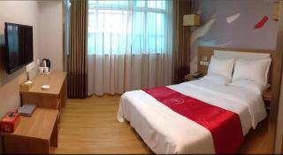 Thank Inn Hotel He'nan Xuchang Railway Station Qiyi Road Caowei Ancient Town - 1