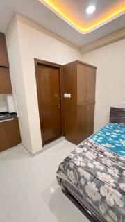 vaaraahi elite guest house non ac 4 - 8