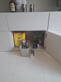 Quiet parkside studio with a fully stocked fridge - 8